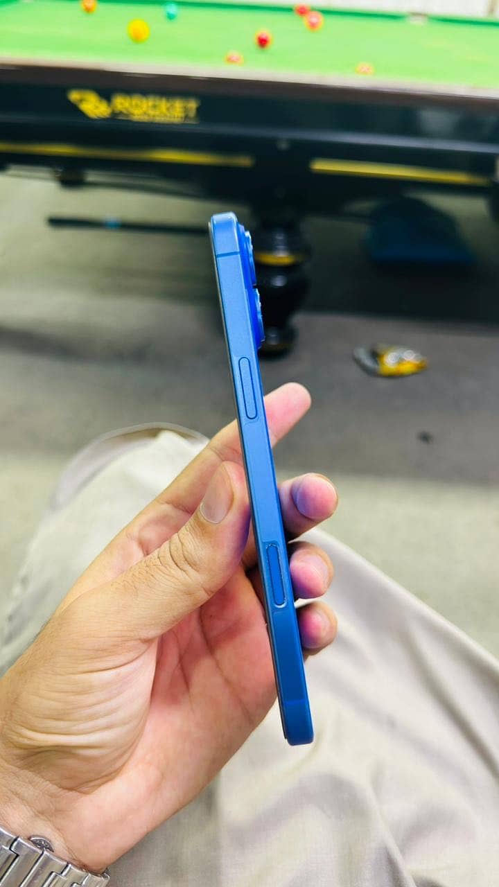 Apple iPhone 16 Plus 5