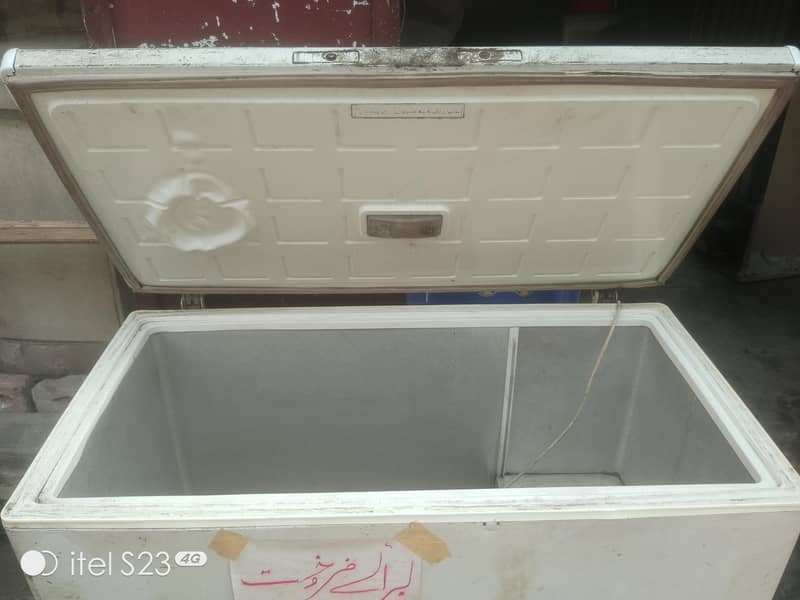 D Freezer 4
