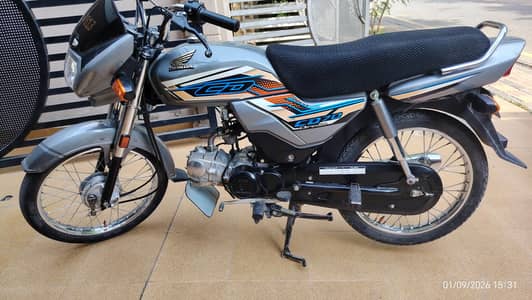 Honda Dream 2025