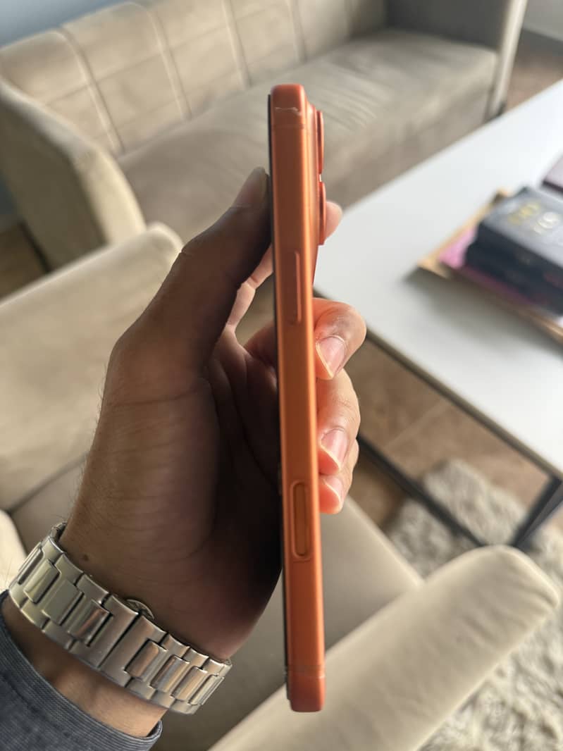 Apple iPhone 17 Pro Max 1
