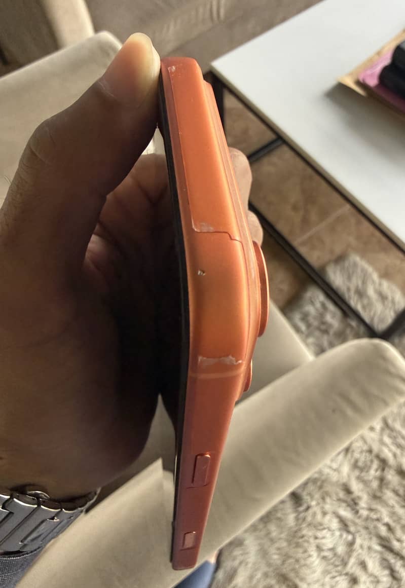 Apple iPhone 17 Pro Max 4