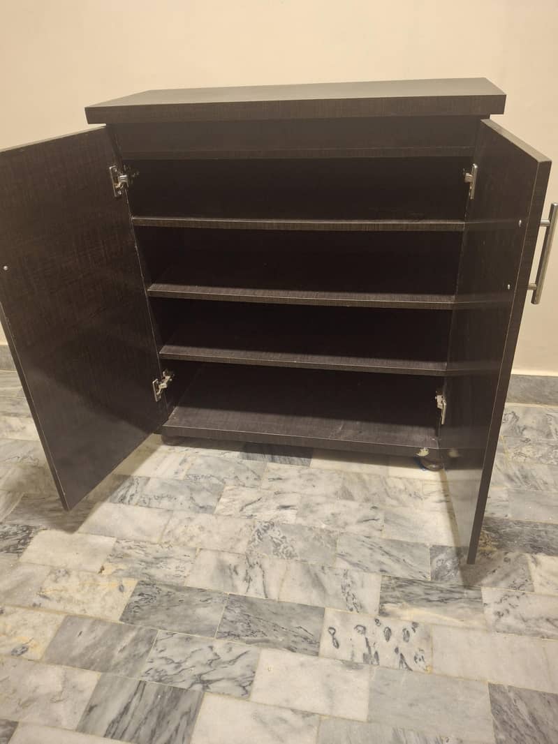 shoe rack 0