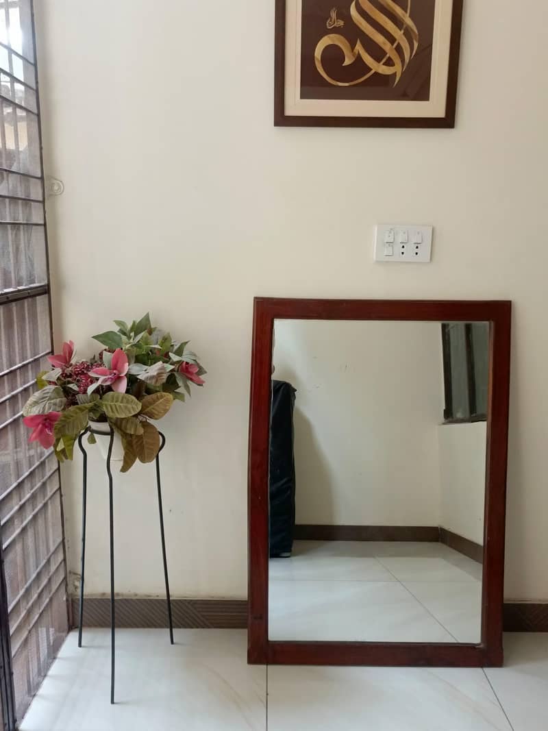 hanging mirror 1