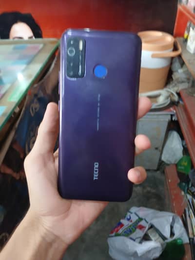 Tecno CAMON 15