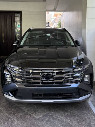 Hyundai Tucson Hybrid Signature 2025