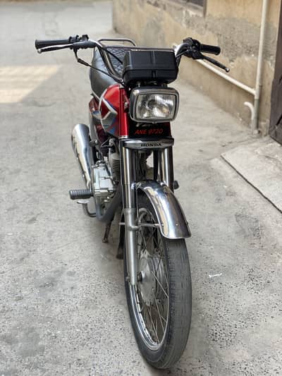 urgent for sale. . . 03224100527