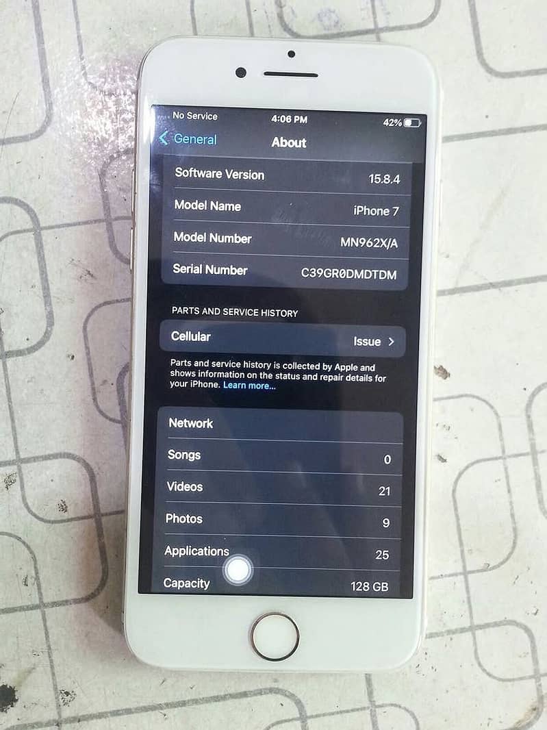 Apple iPhone 7 1