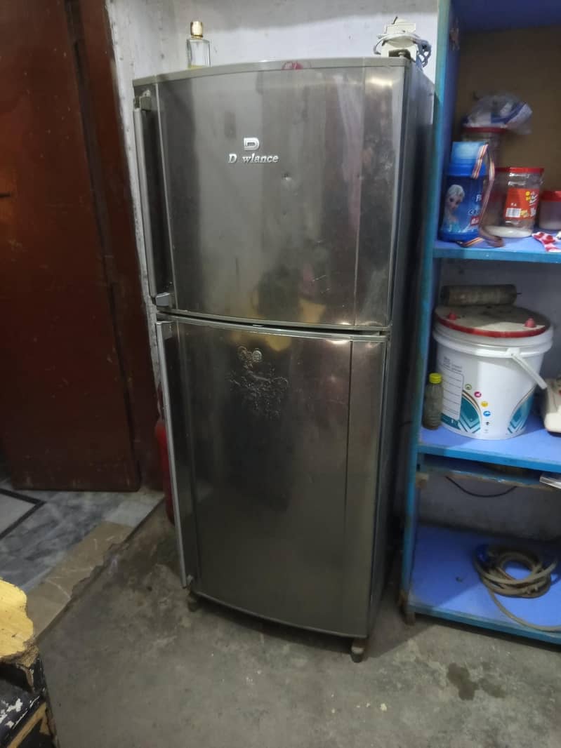 frige medium size 1