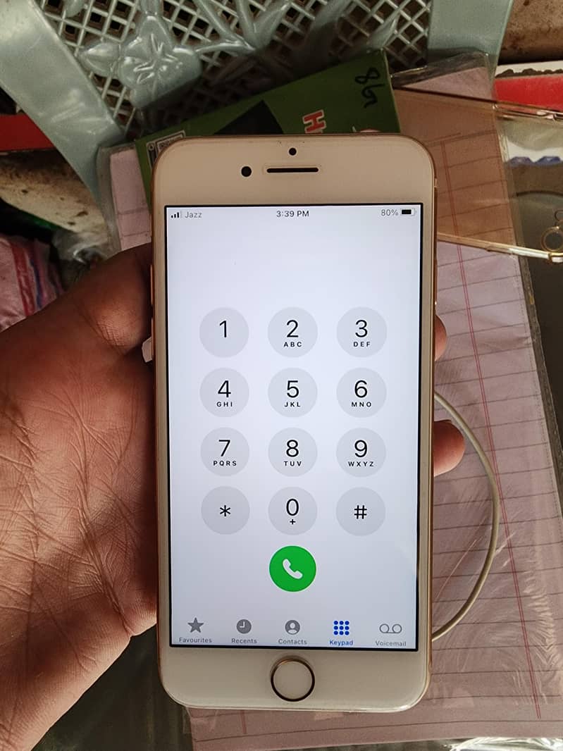 Apple iPhone 8 1