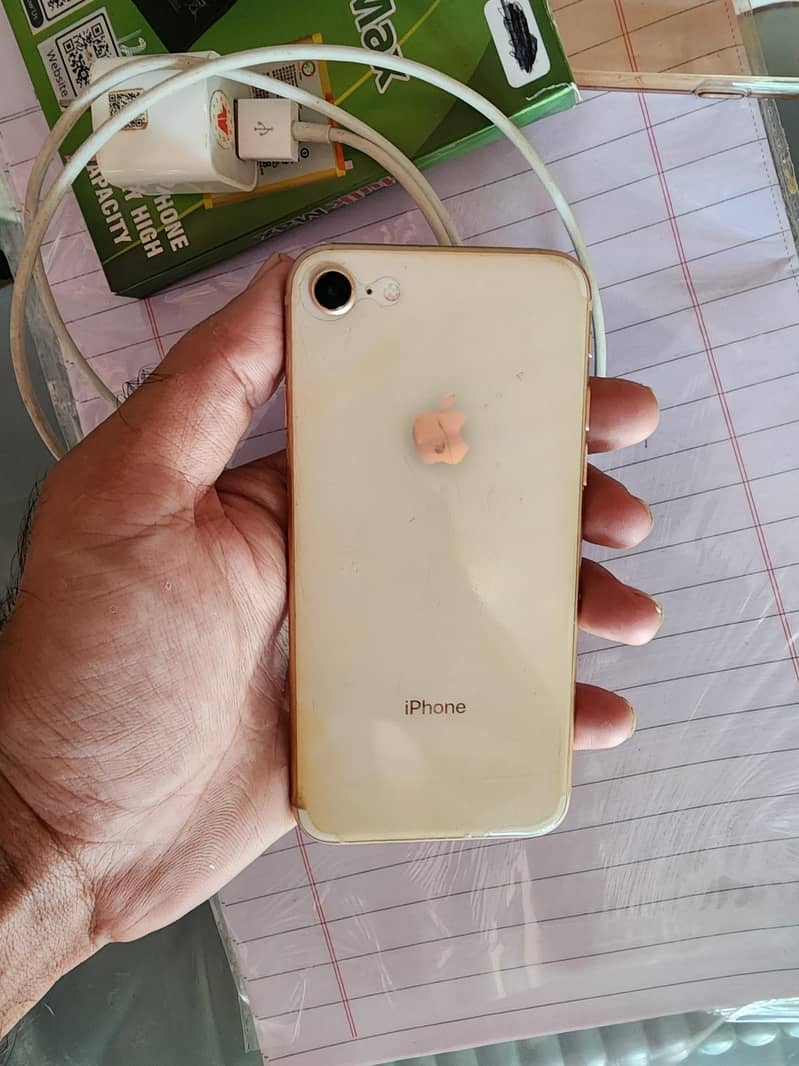 Apple iPhone 8 6