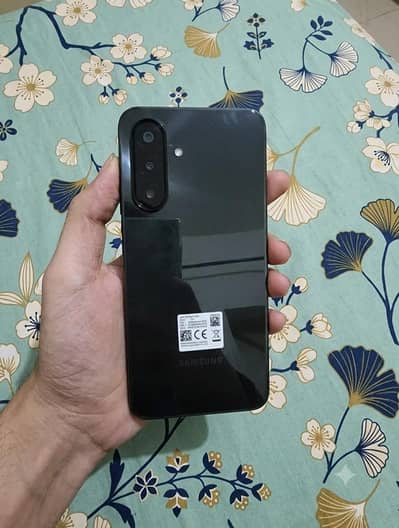 Samsung A17 8/256 1 Month Used