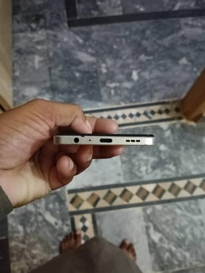OPPO F21 Pro