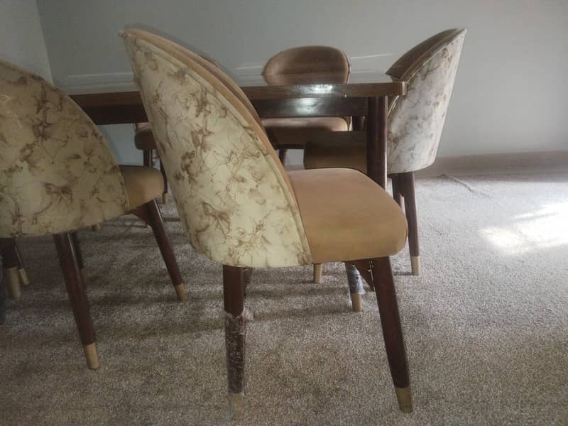 dinning table 3
