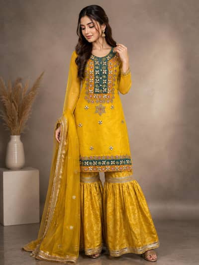 bridal mhndi ghrara