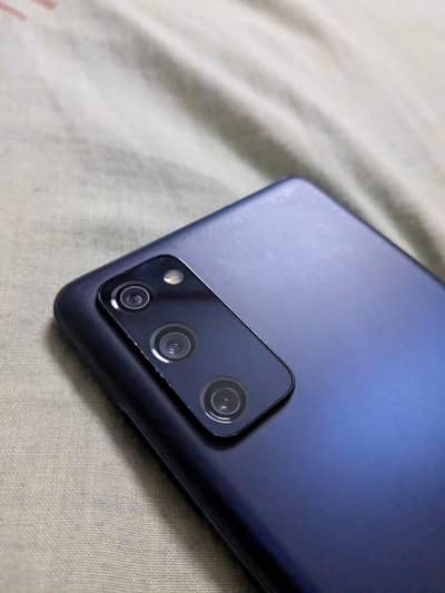 Samsung Mobile S20 FE