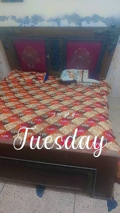 bed wooden for sale urjant