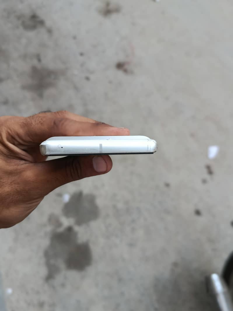 Google Pixel 7a 1