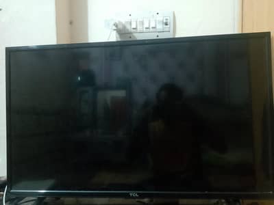TCL LED 32inches Available