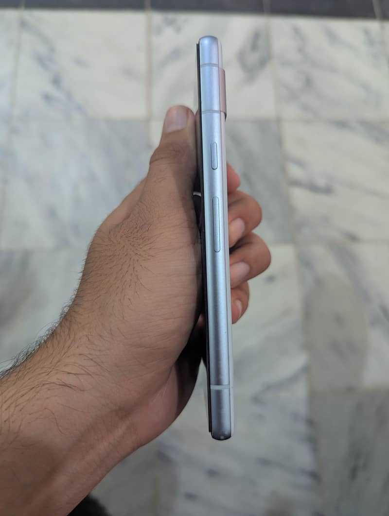 Google Pixel 7a 1