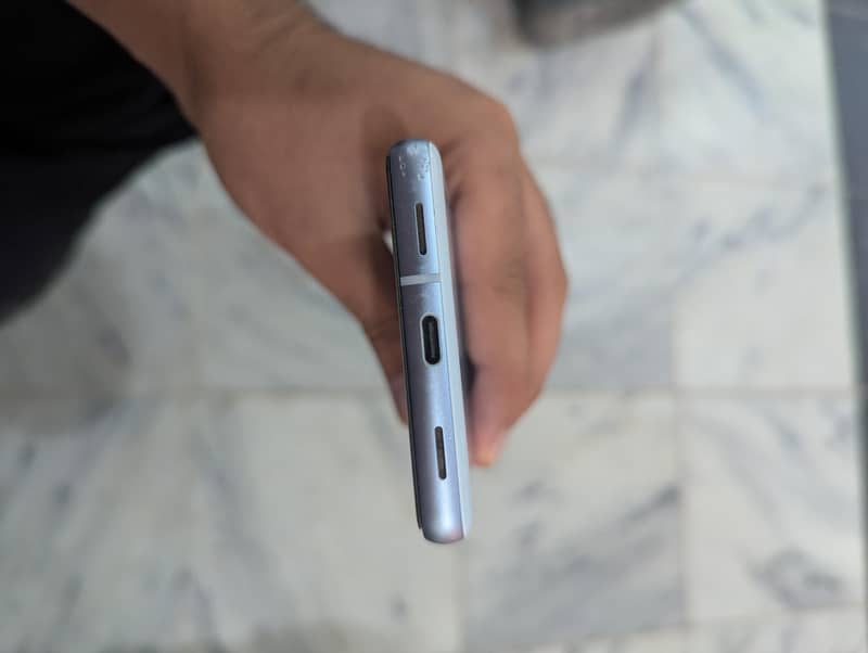 Google Pixel 7a 4
