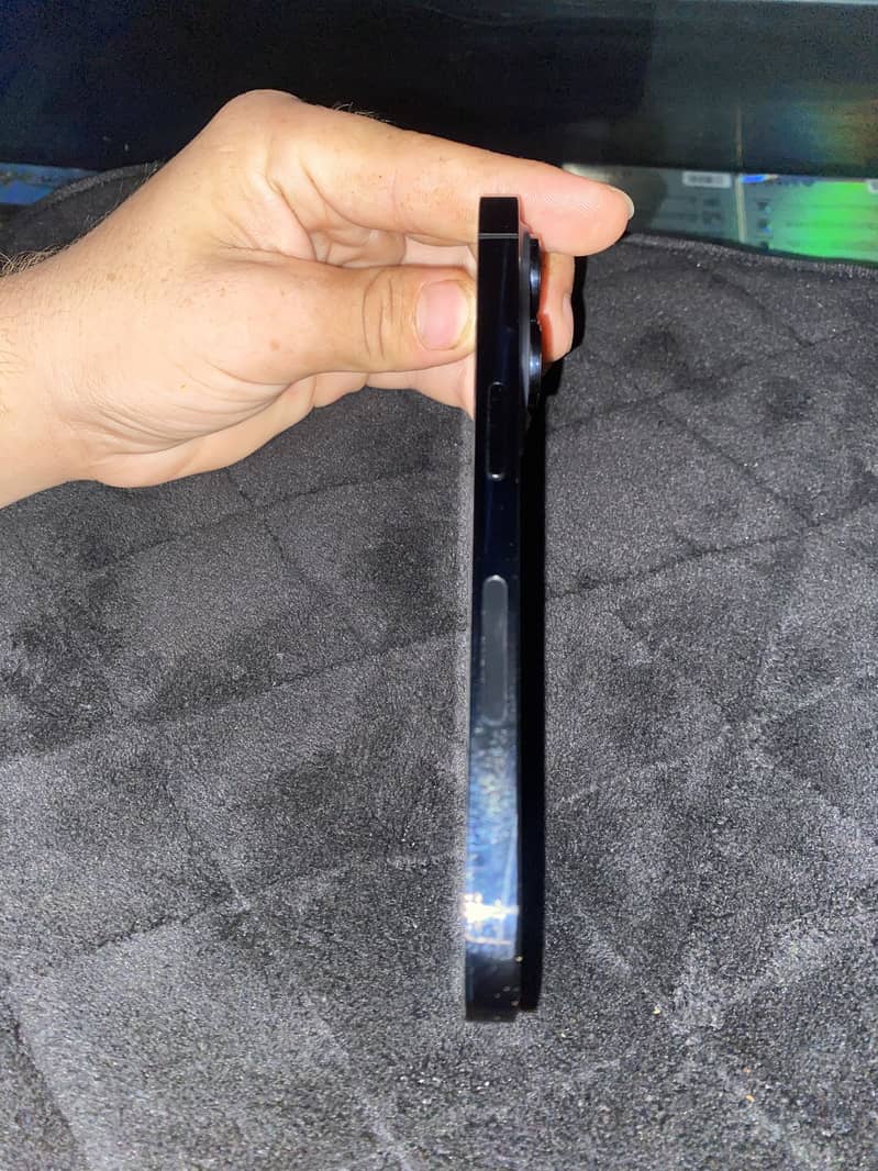 Apple iPhone 14 Pro 3