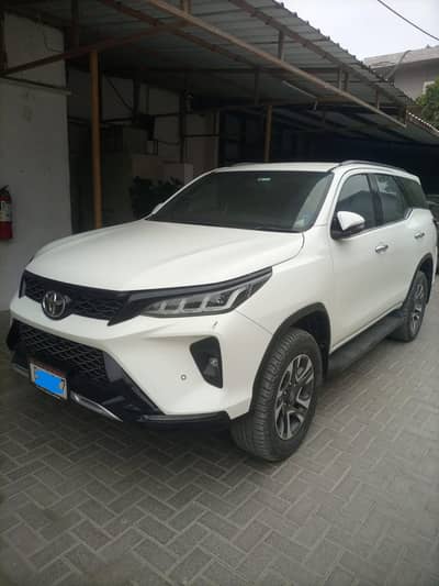 Toyota Fortuner Legender 2022