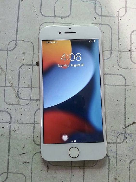 Apple iPhone 7 2