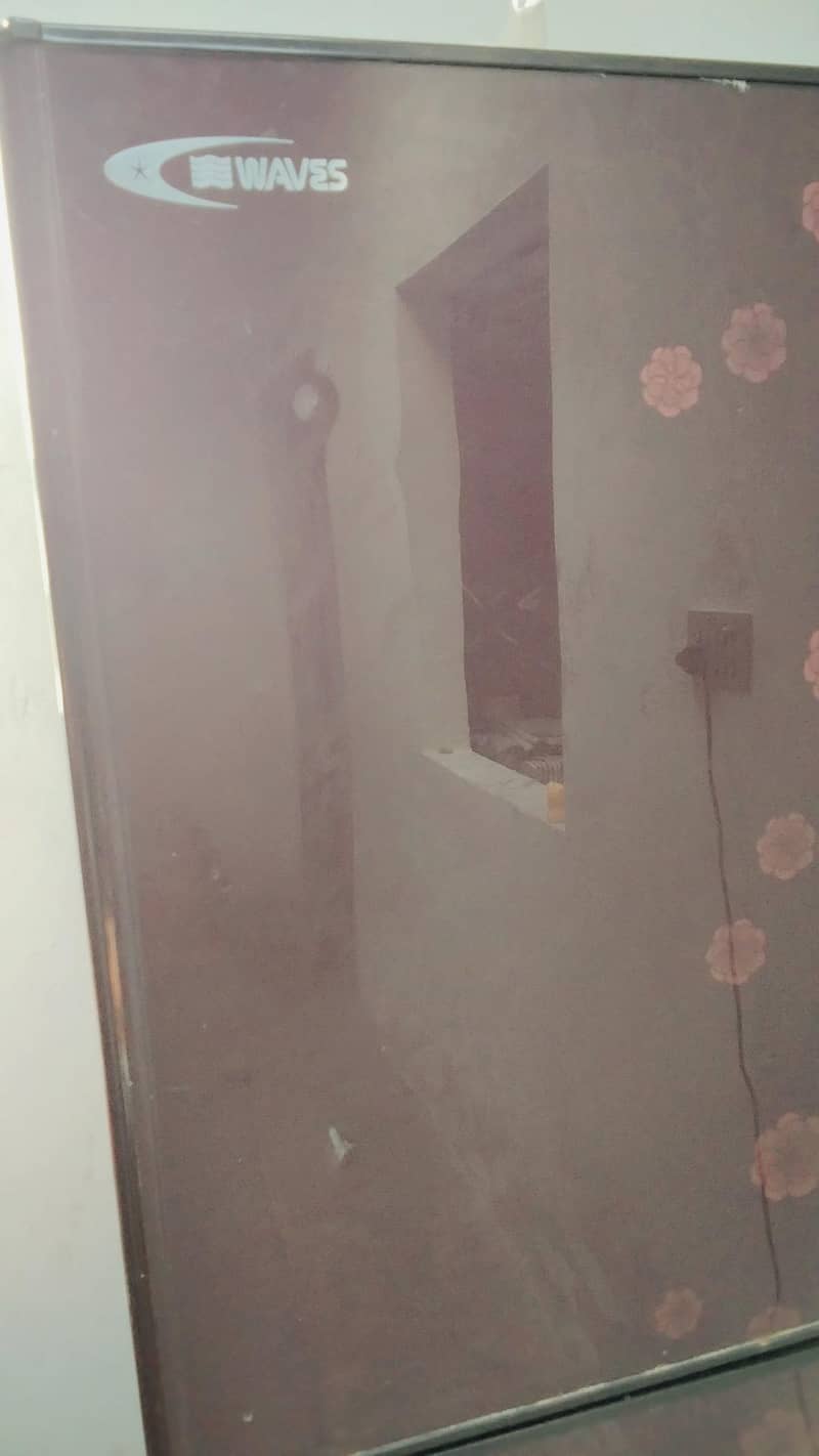 Medium size Refrigerator 2