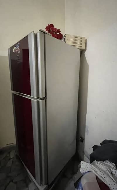 Dawlance fridge for sale in good condition