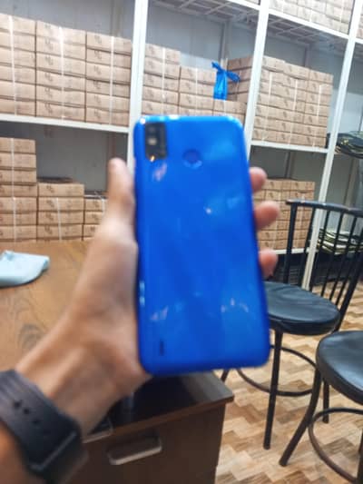 Tecno spark 6 go