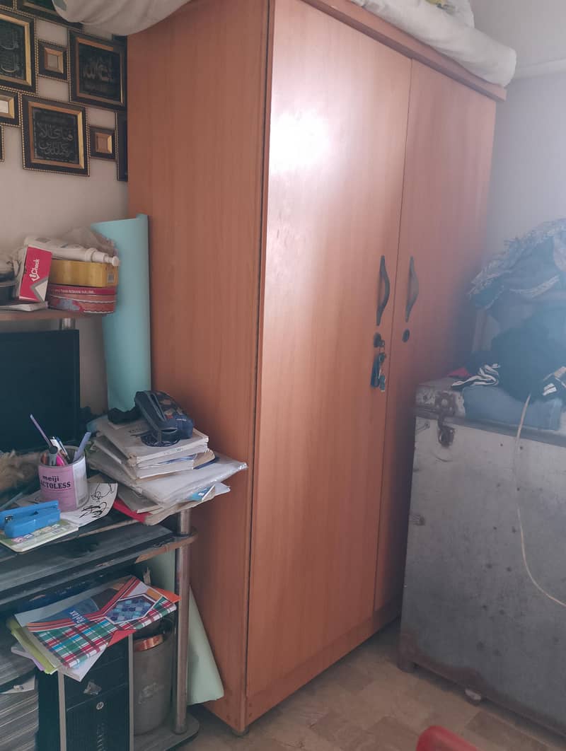 wardrobe 1