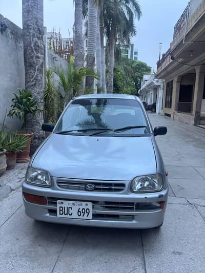 Daihatsu Cuore 2003