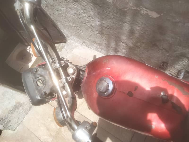 hunda CD 70cc 1