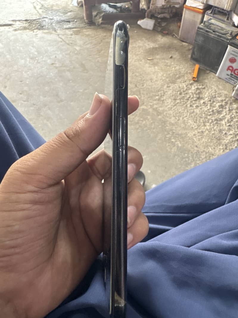 Apple iPhone 7 Plus 3