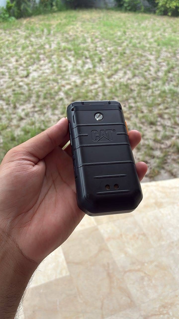Cat S22 Flip 5