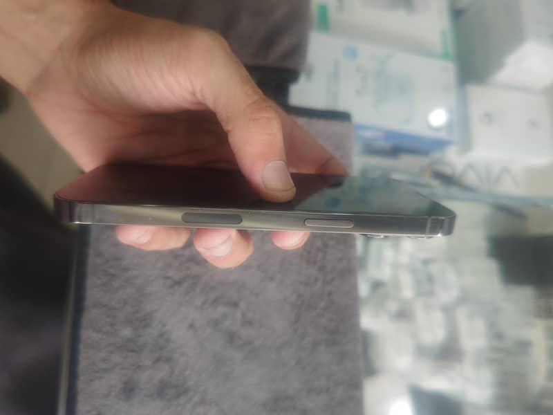 Apple iPhone 13 Pro 4