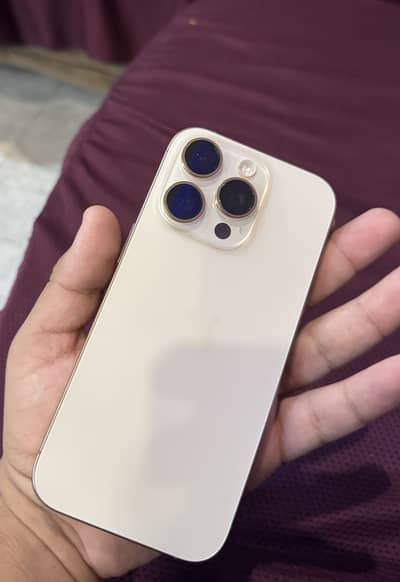 Apple iPhone 16 Pro