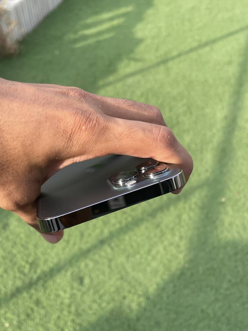 iPhone 12 Pro Max 9