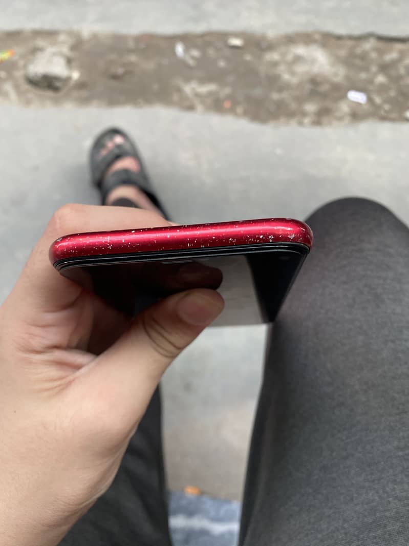 Apple iPhone 11 3