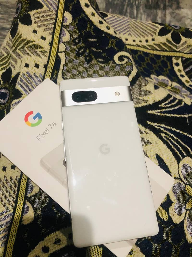 Google Pixel 7a 4