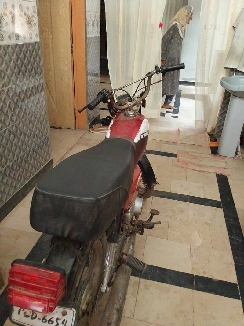 70000 1