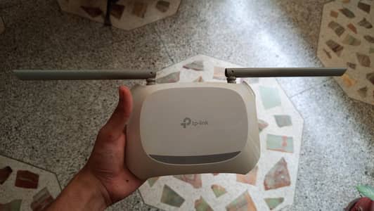 TP-Link TL-WR840N 300Mbps Wireless Router (With Original Adapter)