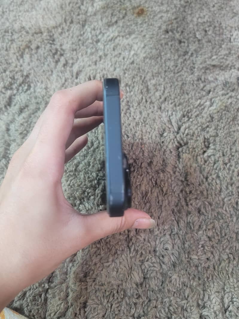 Apple iPhone 14 6
