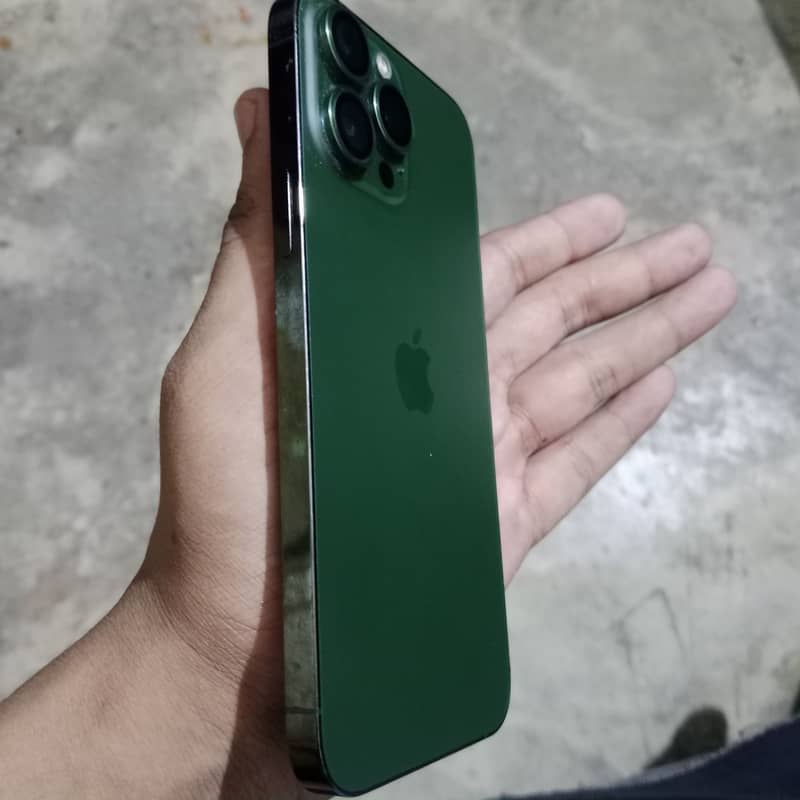 Apple iPhone 13 Pro Max 6