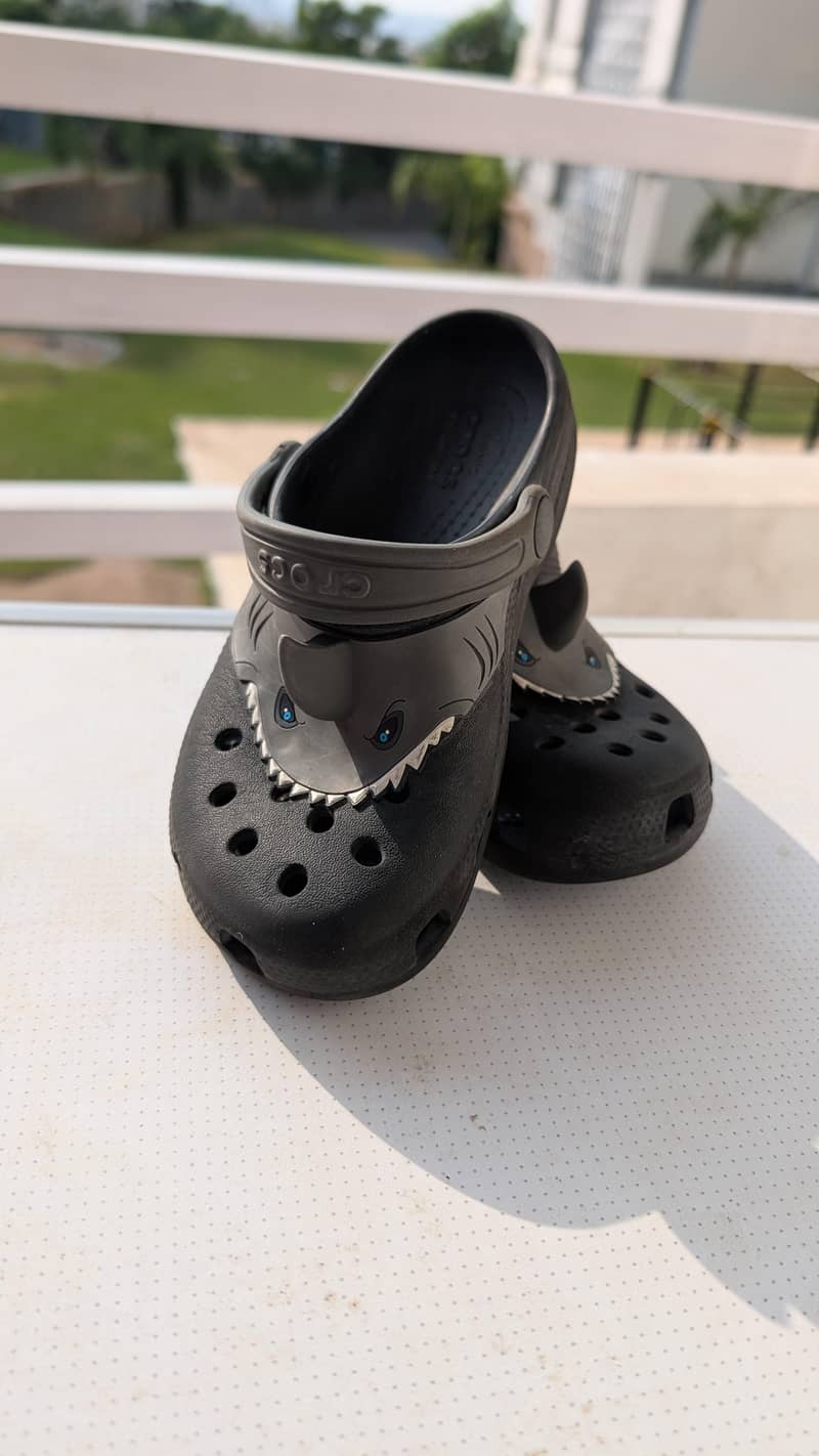 crocs 0