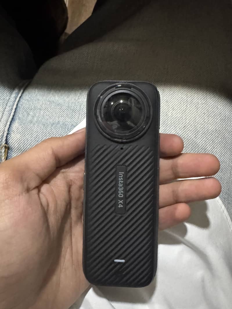Insta360 X4 6