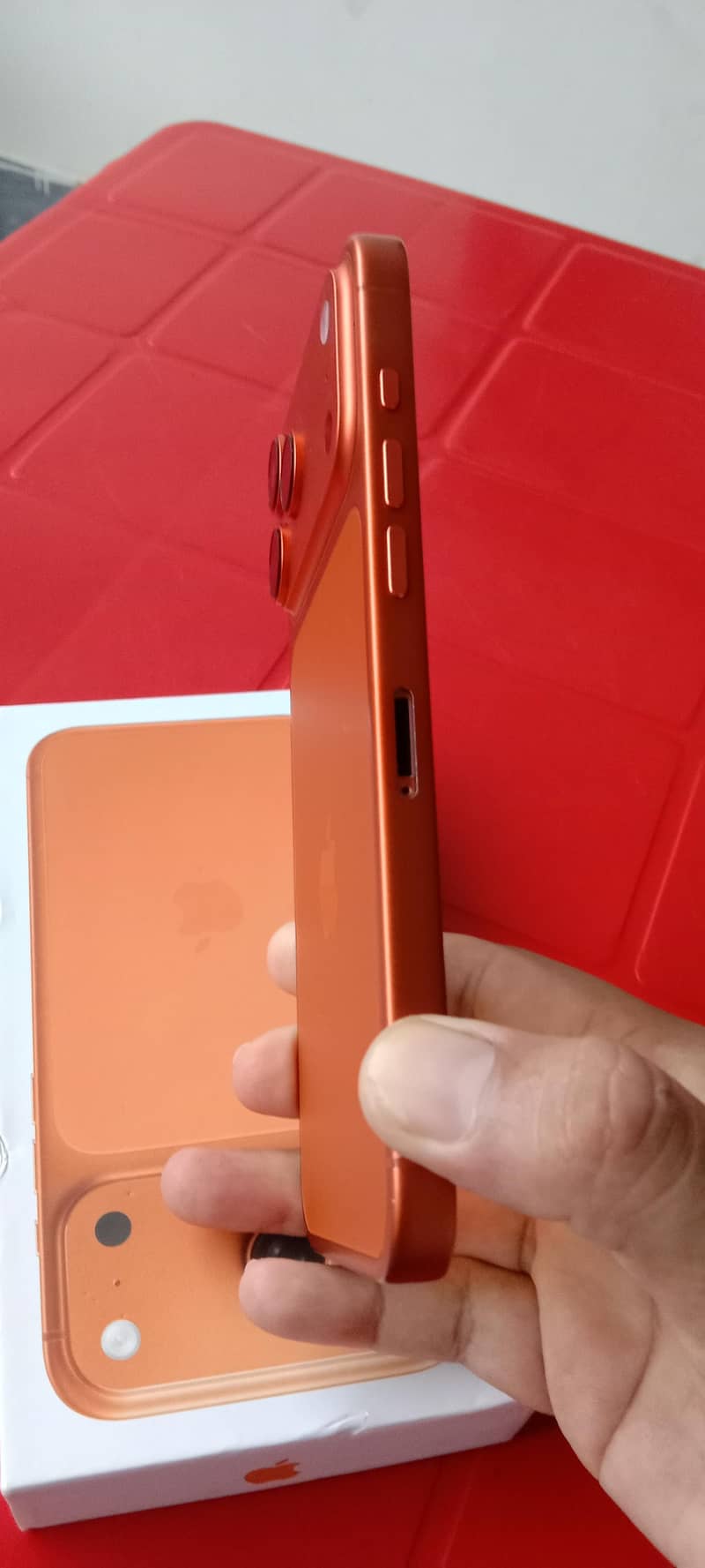Apple iPhone 17 3