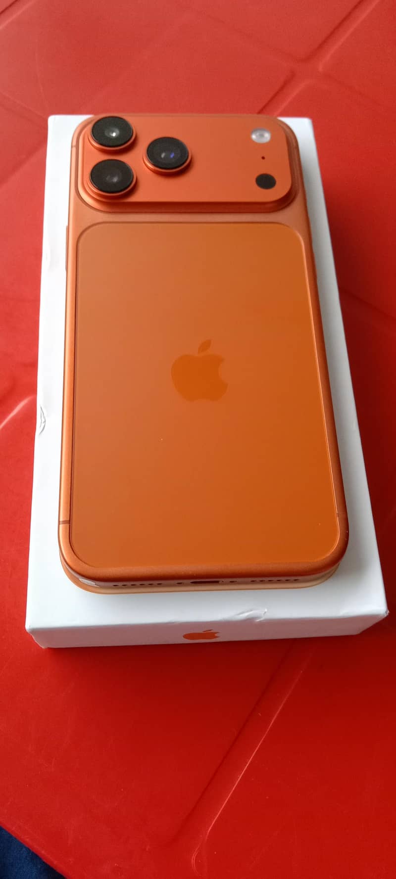 Apple iPhone 17 4