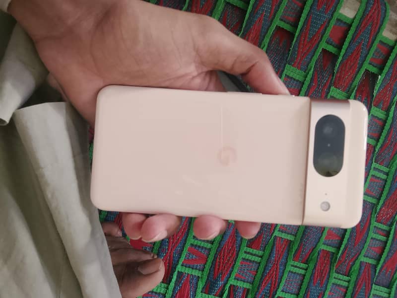 Google Pixel 8 6