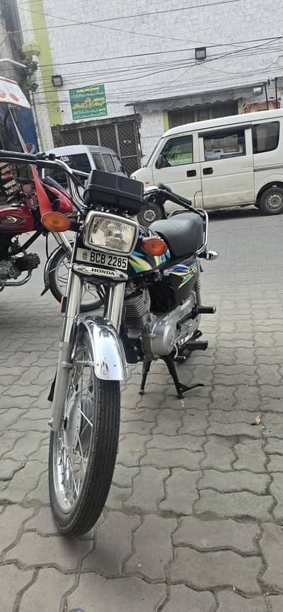 Honda 125  2025 Modal